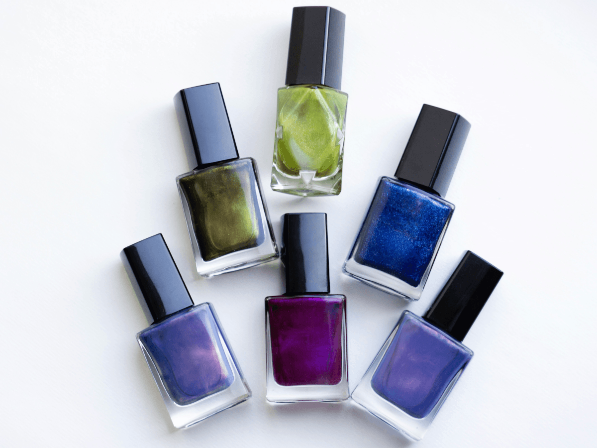 Clean nail art detail